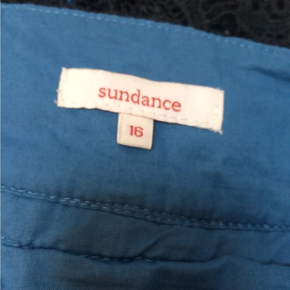 Sundance pleated knee length lace skirt blue black size 16 - Picture 8 of 8